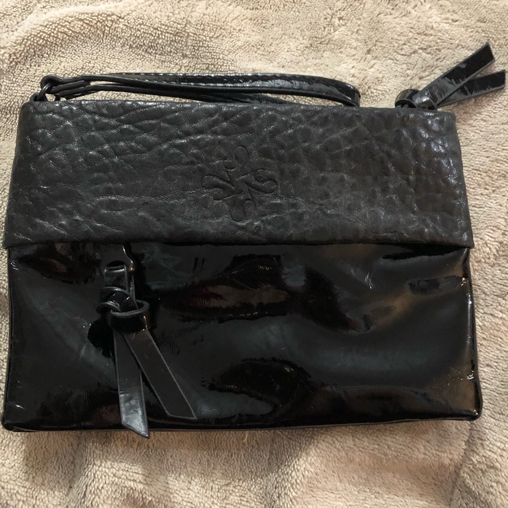 Authentic Simply Vera Wang Wristlet